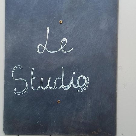 Le Studio De La Casa Fourquaise Lägenhet Fourques-sur-Garonne Exteriör bild