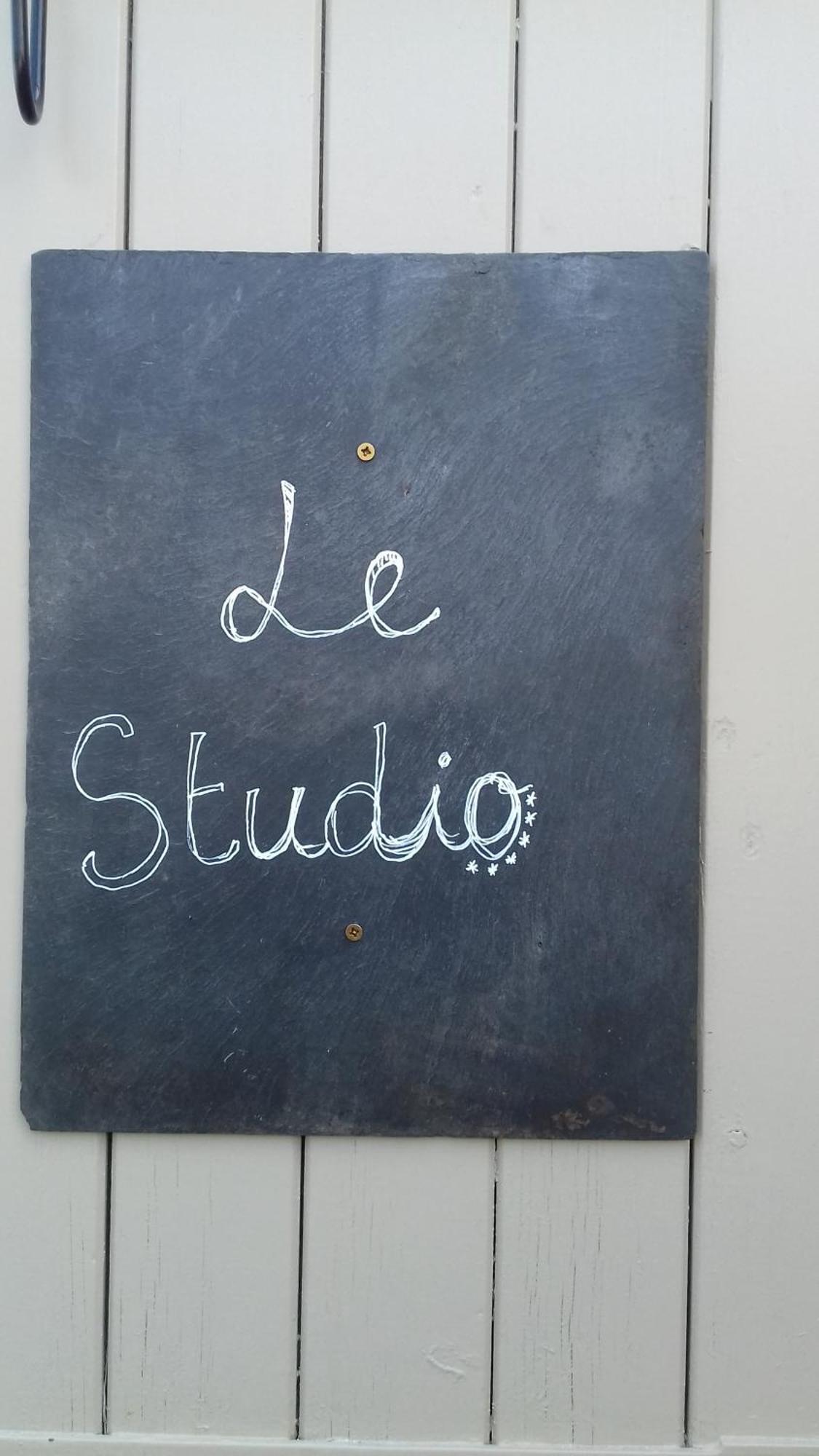 Le Studio De La Casa Fourquaise Lägenhet Fourques-sur-Garonne Exteriör bild